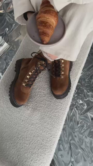 COPENHAGEN SHOES LIVING LIFE Støvler 148 Cognac suede