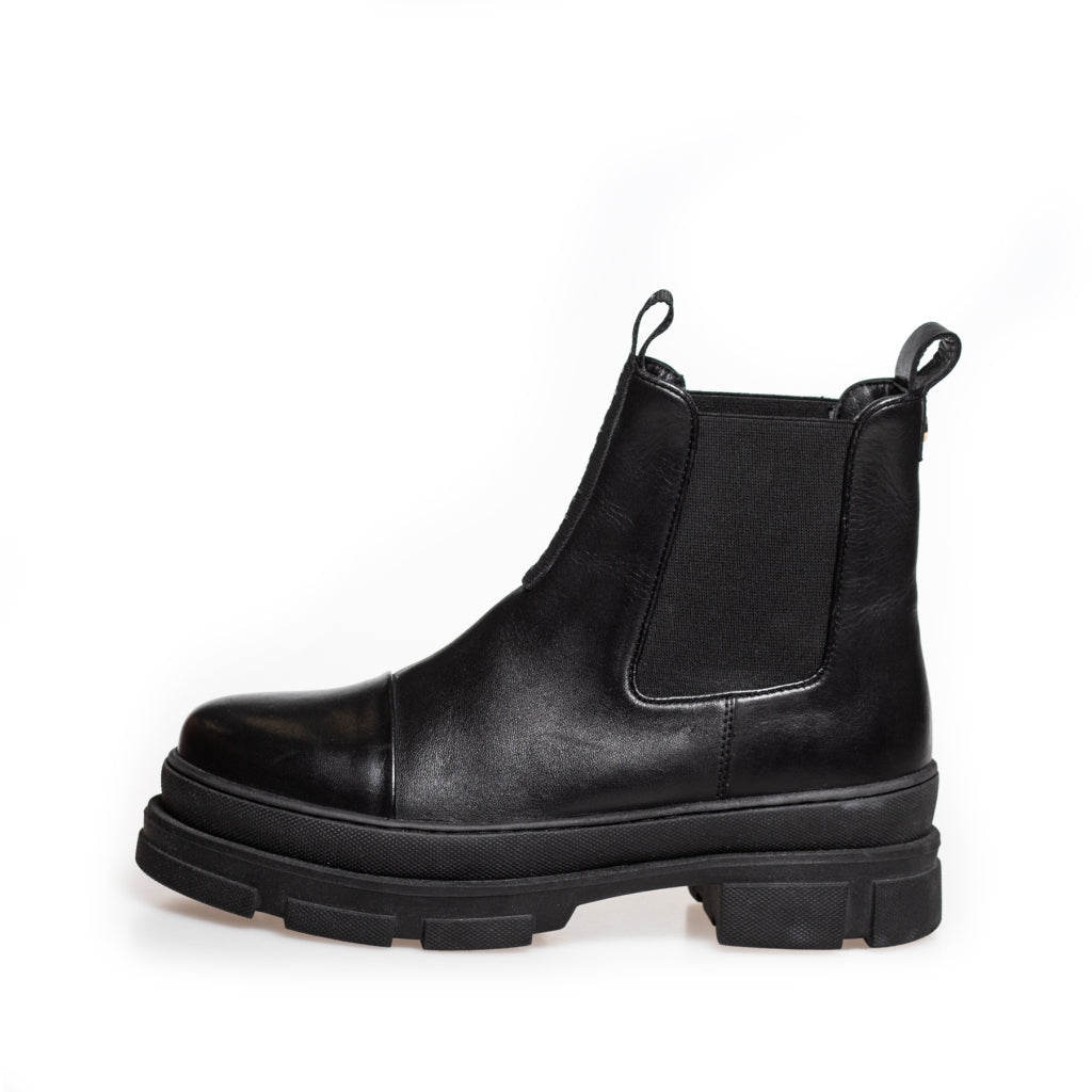 COPENHAGEN SHOES YOU AND ME LOW Støvler 565 Black (with black sole)